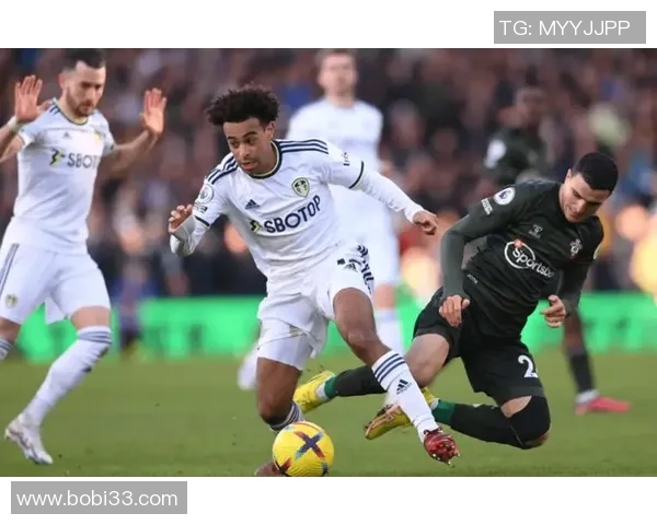 利兹联与诺丁汉比赛前瞻及胜负预测分析全面解读