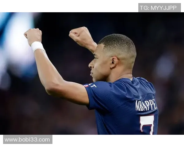 姆巴佩闪耀绿茵场引发全球热议他的未来与足坛传奇的对比分析