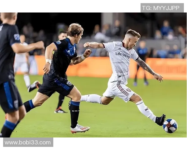 皇家盐湖城迎战冲击球队力争主场胜利展现实力与决心