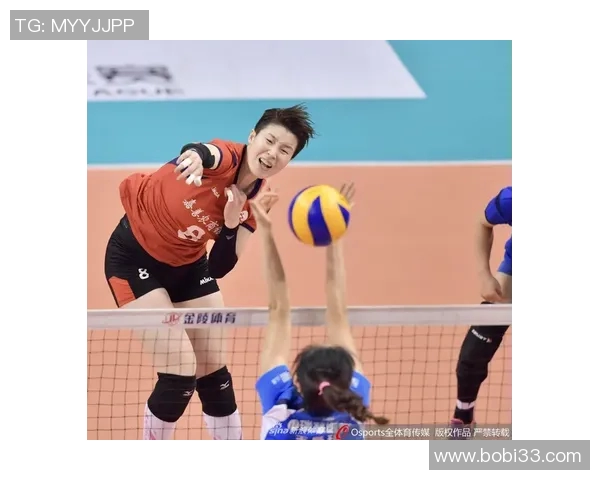 胡金秋：从青涩新星到篮球场上的耀眼巨星的成长之路与未来展望